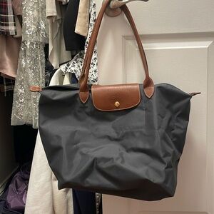 M Longchamp Bag - Grey
